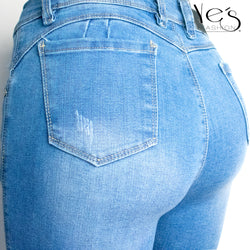 Jean para Mujer Clásico ( Azul Claro con rasgaditos- The Classic Collection)