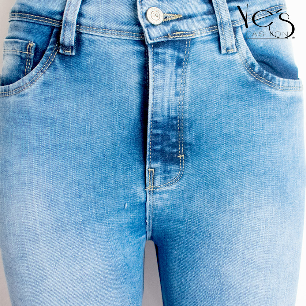 Jean-para-mujer-de-1Boton-color-celeste