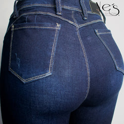 Jean para Mujer Clásico ( Indigo con pequeños rasgados - The Classic Collection)