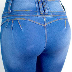 Jean para Mujer en Pretina alta/ PUSH UP - Color: Azul Tradicional (Timeless Style Collection)