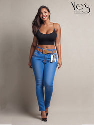 Goddess Jeans: Elegancia Plus en cada Detalle - Color: Azul Denim