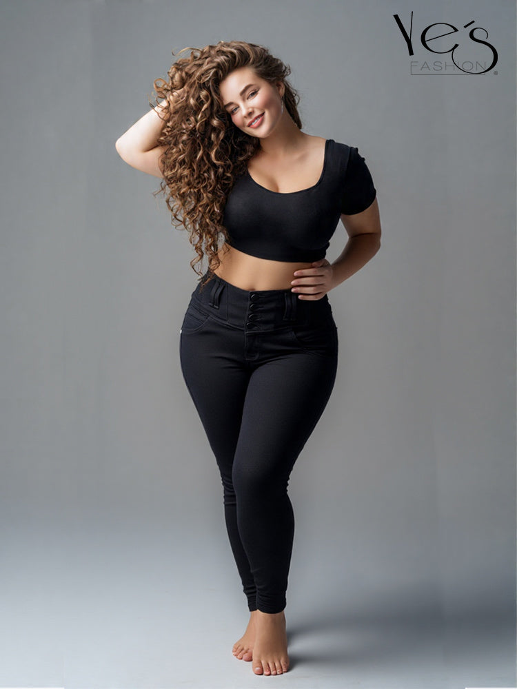 Jean Negro en 4 Botones – Corte Levanta Cola (Tallas Plus)