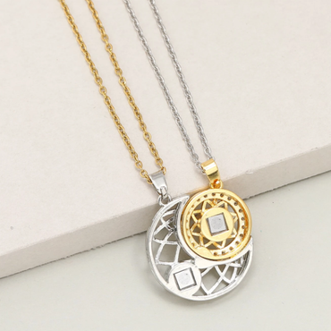 Collar De Sol Y Luna Dorado Y Plateado