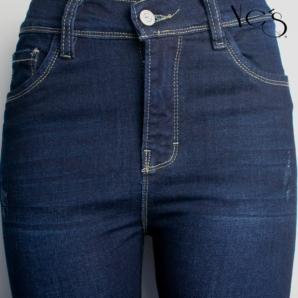 Jean para Mujer Clásico ( Indigo con pequeños rasgados - The Classic Collection)