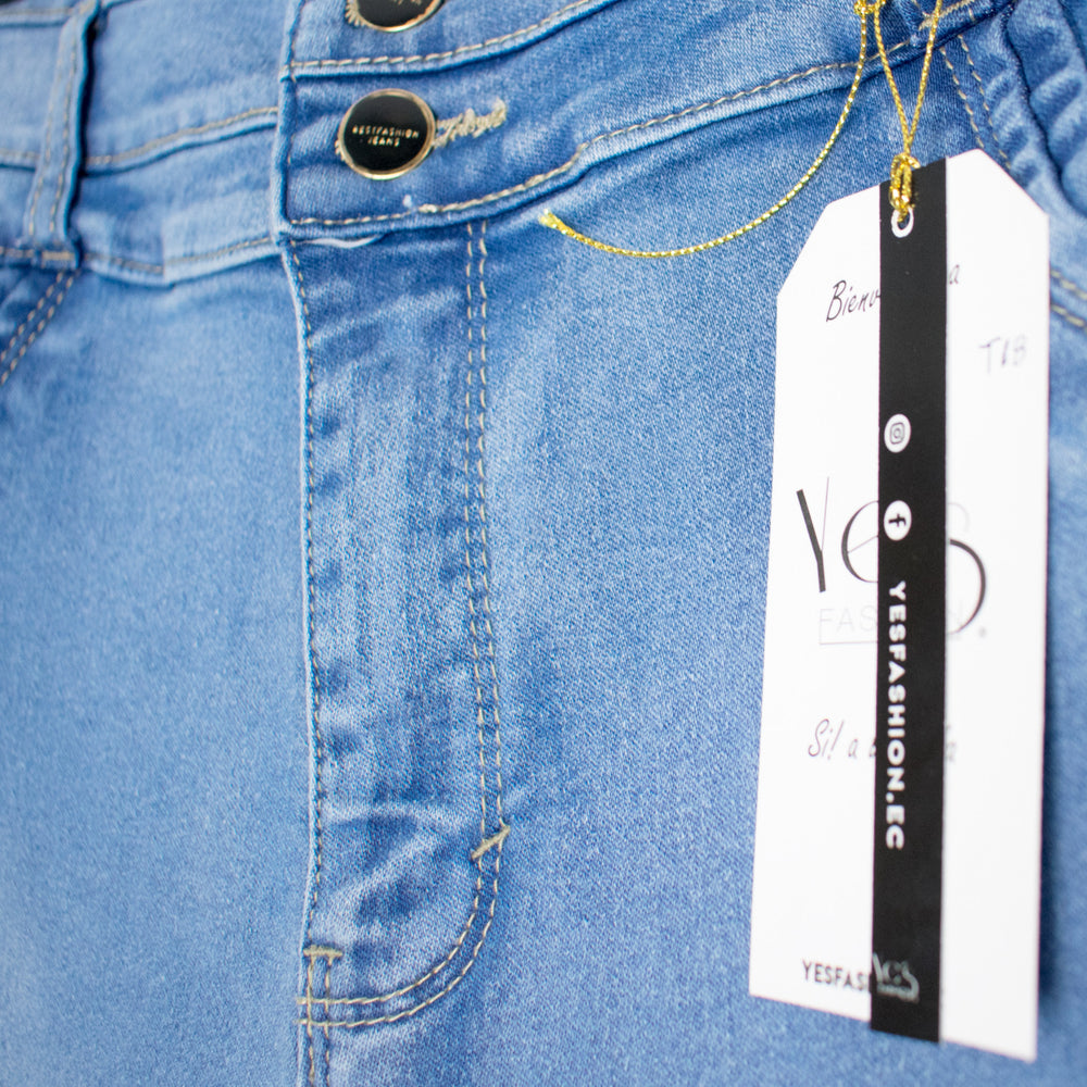 Jeans Plus con Corte Push Up y Tela Stretch: Comodidad y Estilo en Tallas Grande (Colletction: CurvyFlex)