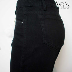 Nuevos! Mom Jeans - Black  (Bella Collection)