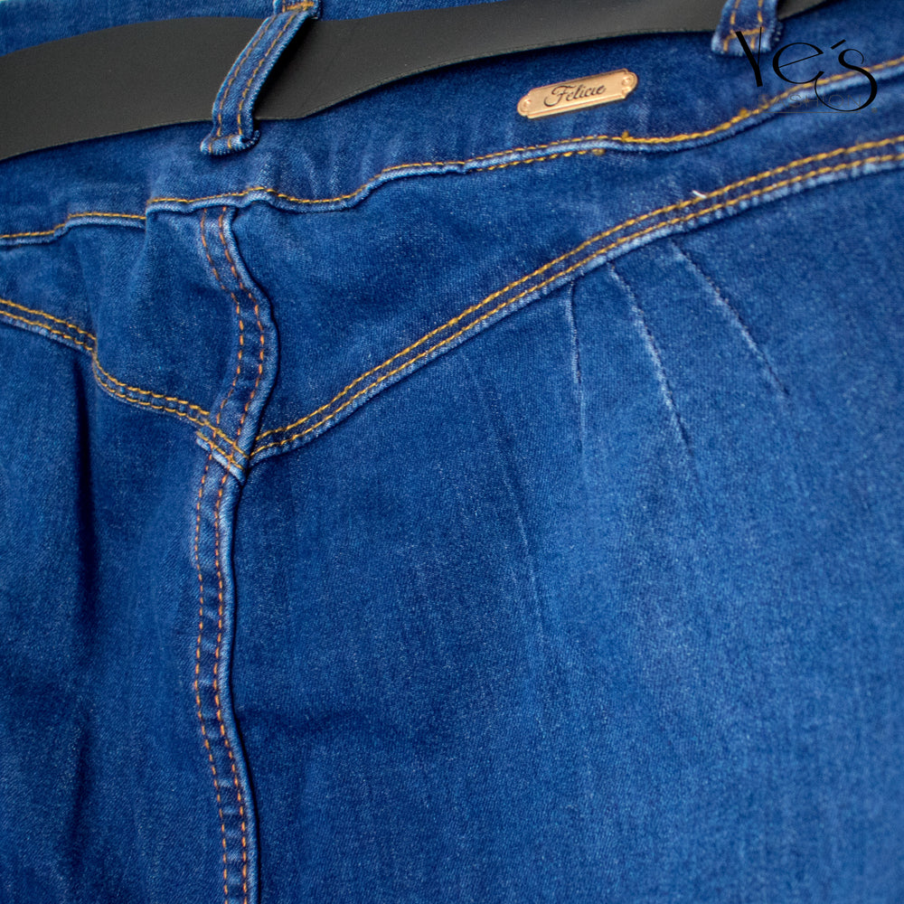 Jeans Acampanados Plus Size - Estilo Moderno con Basta Acampanada - (Color: Azul Tradicional)